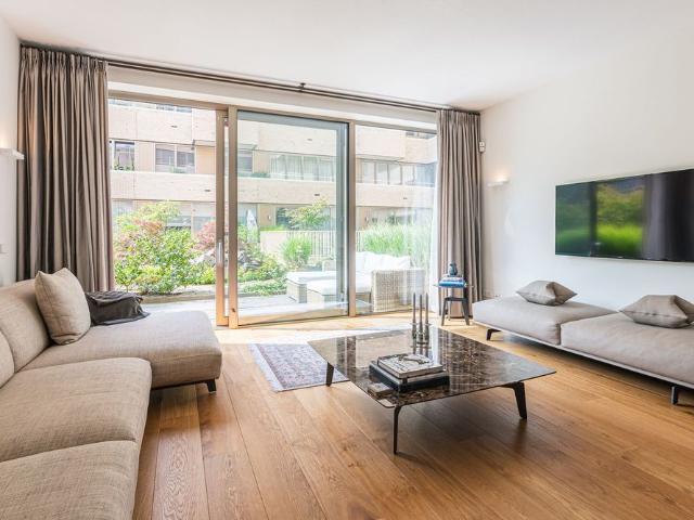 Appartement te huur in Zuid, Amsterdam