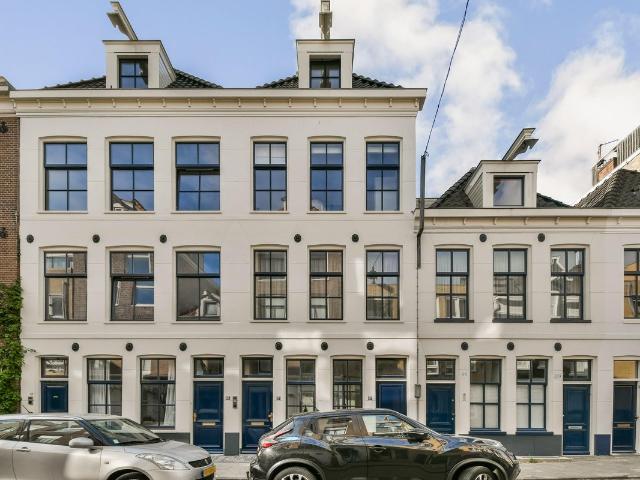 Appartement te huur in Zuid, Amsterdam