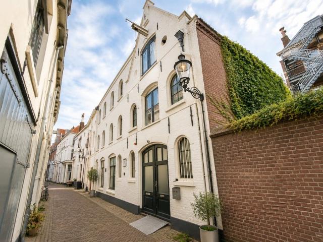 Appartement te huur in Binnenstad, Deventer