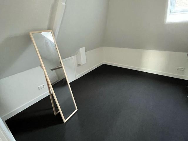 Appartement te huur in Laren, Noord Holland