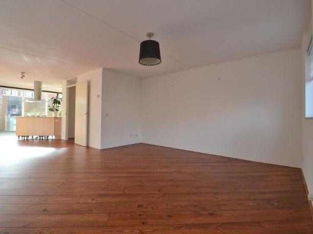 Appartement te huur in De Engel, Zuid Holland