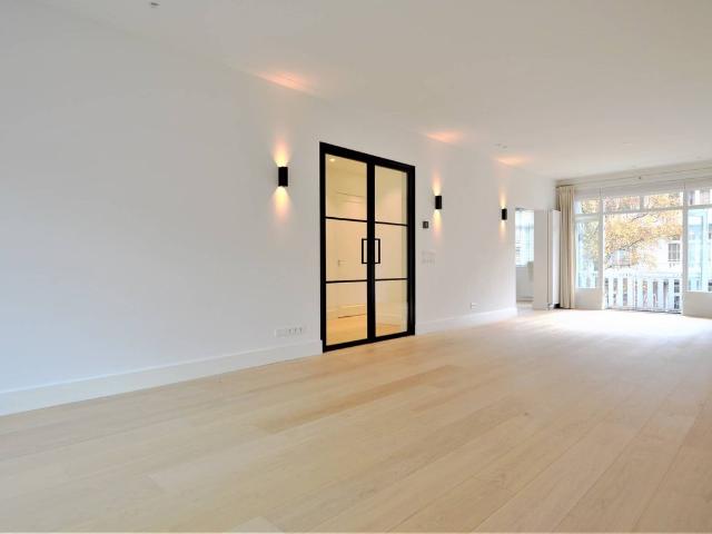 Appartement te huur in Zuid, Amsterdam