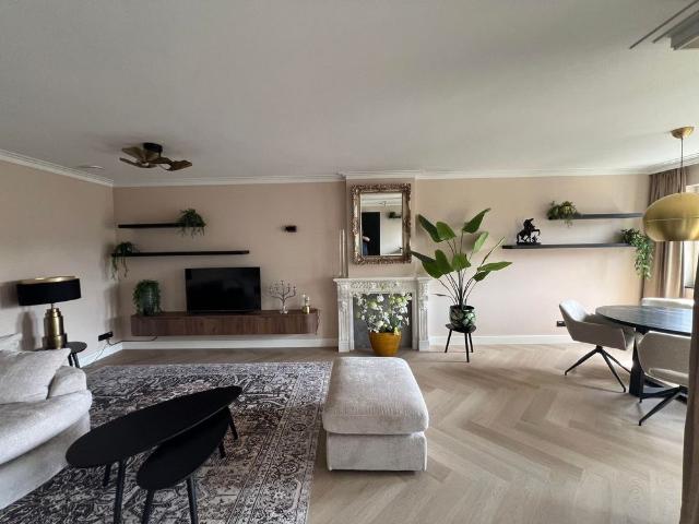 Appartement te huur in Wormerveer, Noord Holland