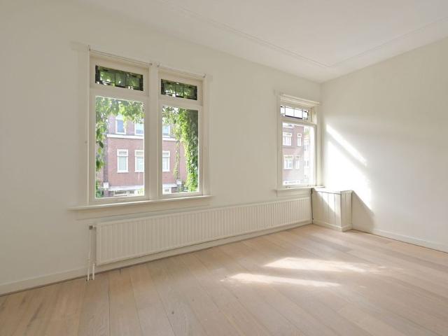 Appartement te huur in Waalsdorp, Den Haag