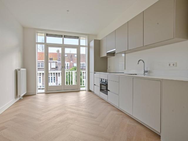 Appartement te huur in Zuid, Amsterdam
