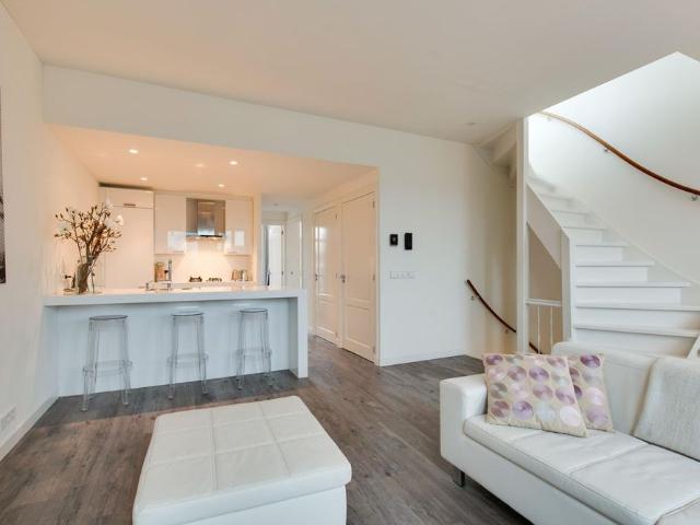 Appartement te huur in Zuid, Amsterdam