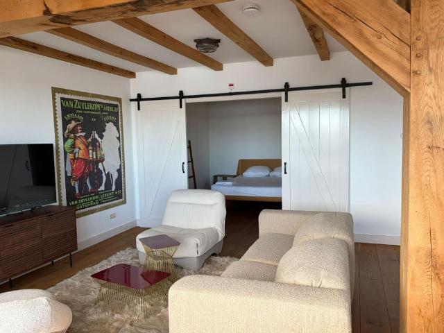 Appartement te huur in Wormer, Noord Holland