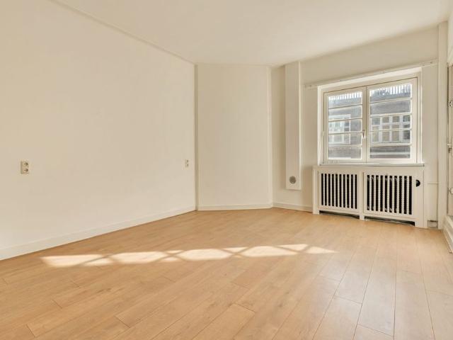 Appartement te huur in Oud-Zuid, Amsterdam