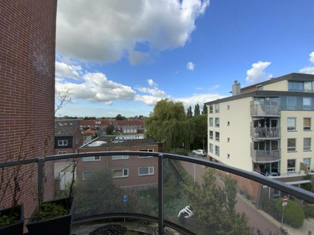 Appartement te huur in Wormerveer, Noord Holland