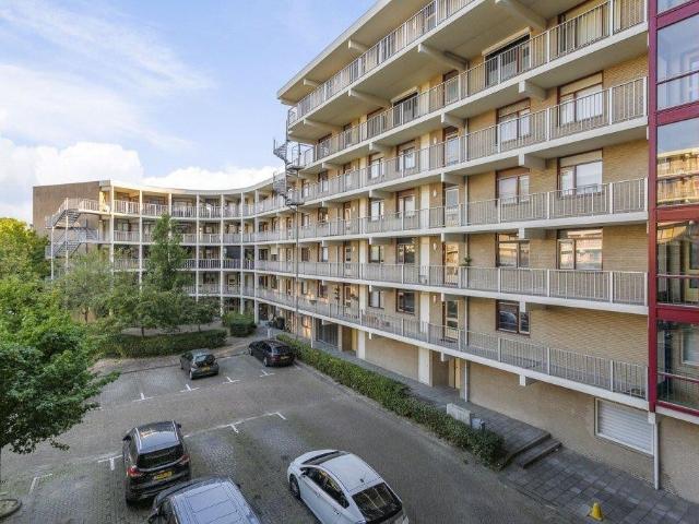 Appartement te huur in Zeswegen, Heerlen