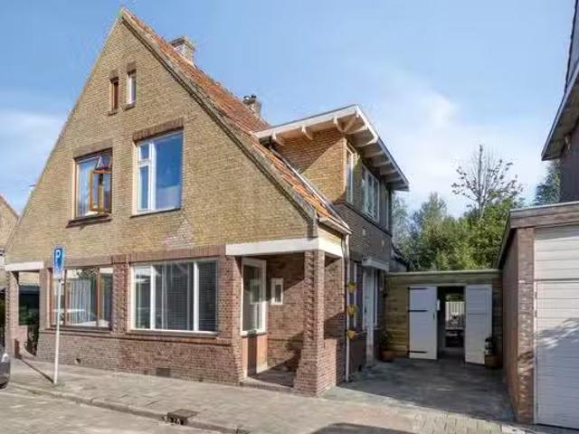 Appartement te koop in Overschie, Rotterdam