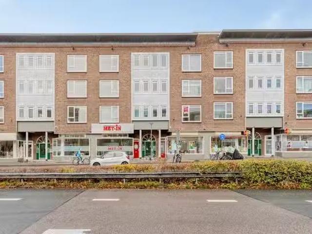 Appartement te koop in Bloemhof, Rotterdam