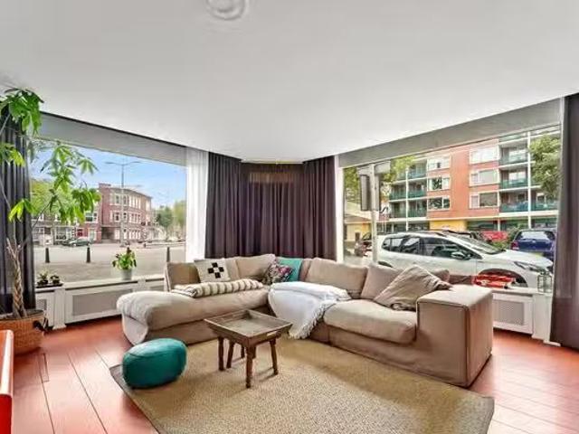Appartement te koop in Laak, Zuid Holland