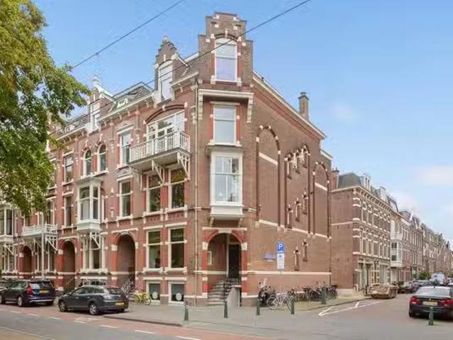 Appartement te koop in Bomenbuurt, Zuid Holland