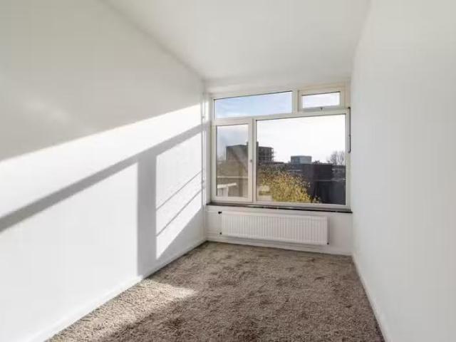 Appartement te koop in Rubroek, Rotterdam