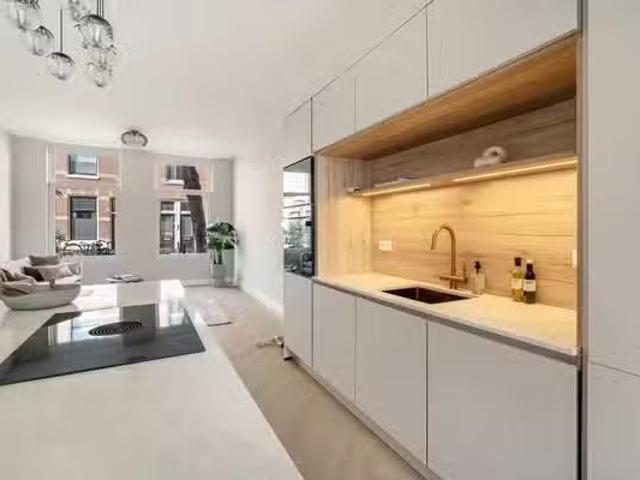 Appartement te koop in Scheveningen, Zuid Holland