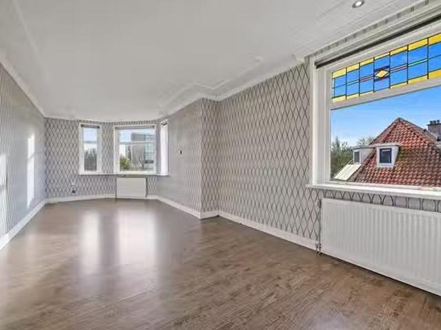 Appartement te koop in Laak, Zuid Holland