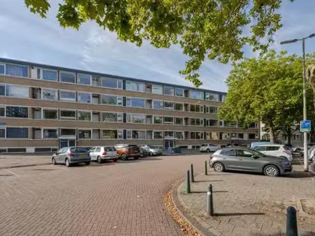 Appartement te koop in IJsselmonde, Rotterdam