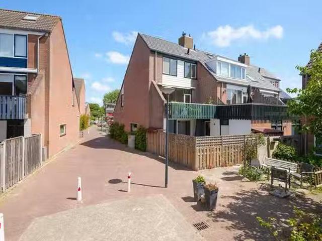 Appartement te koop in Fortuinwijk, Zuid Holland