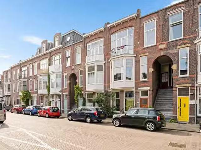 Appartement te koop in Vruchtenbuurt, Zuid Holland