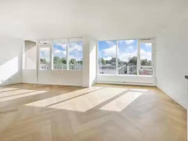 Appartement te koop in Zuid, Amsterdam