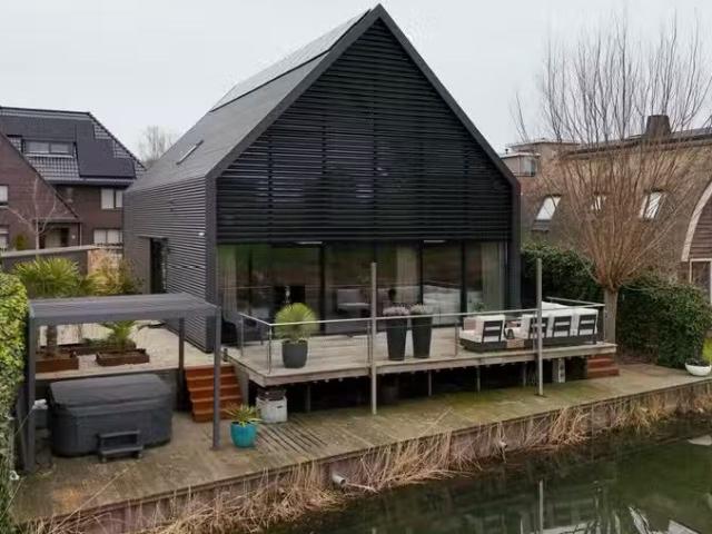 Appartement te koop in Almere-haven, Flevoland