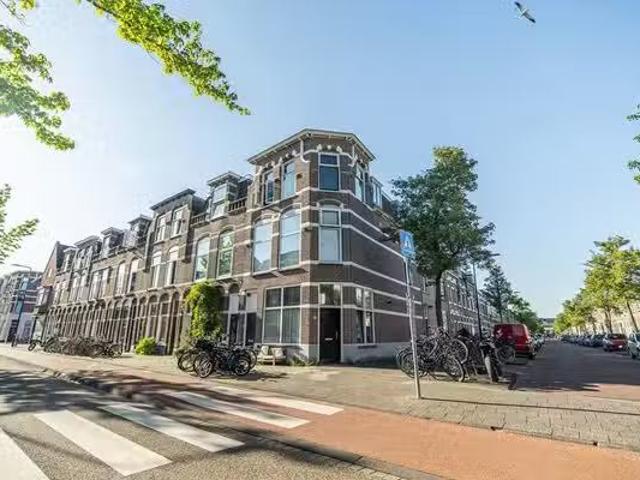 Appartement te koop in Gasthuiswijk, Zuid Holland