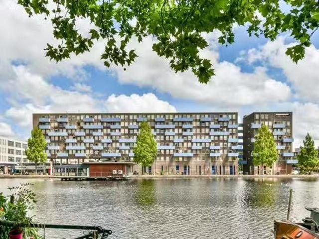 Landhuis te koop in Amsterdam, Osdorp Landhuis te koop in Amsterdam, Osdorp