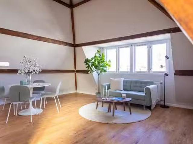Appartement te koop in Kortenbos, Zuid Holland