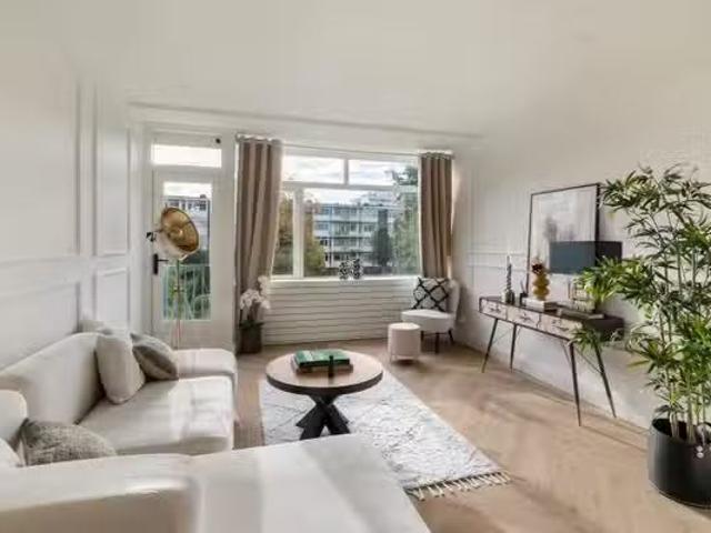 Appartement te koop in Bouwlust, Den Haag