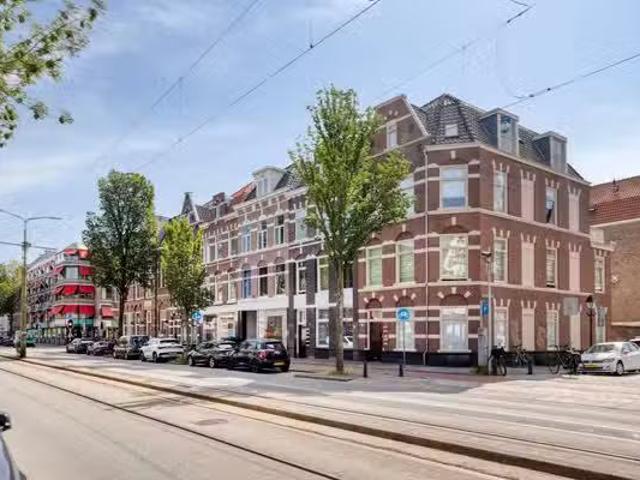 Appartement te koop in Bomenbuurt, Zuid Holland