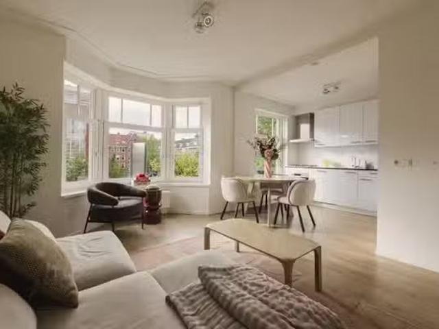 Appartement te koop in Sloten, Amsterdam