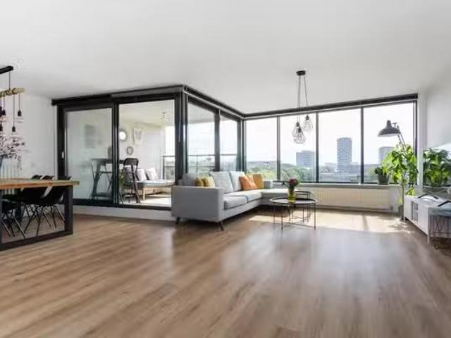 Appartement te koop in Charlois, Rotterdam