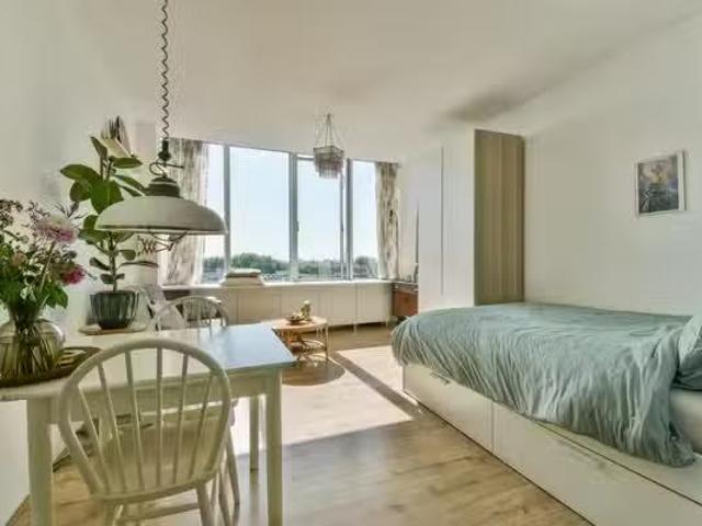 Woning te koop in Amsterdam, West
