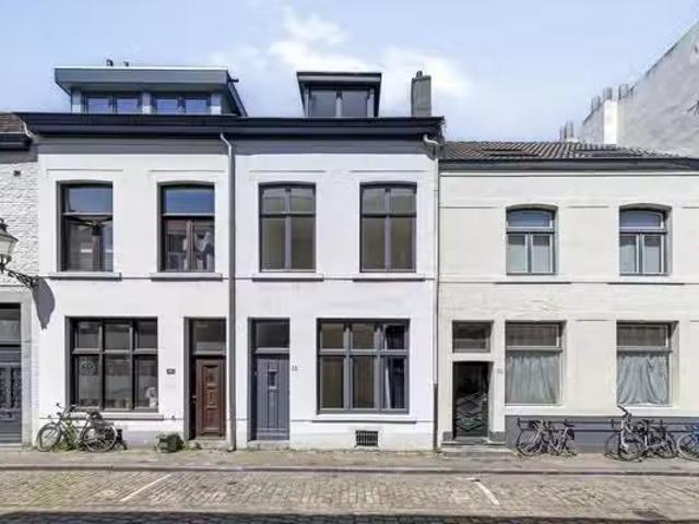 Landhuis te koop in Maastricht, Statenkwartier