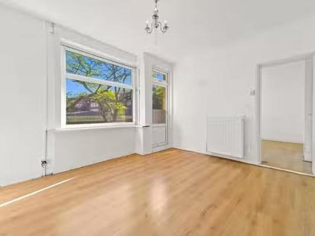 Appartement te koop in Struisenburg, Rotterdam