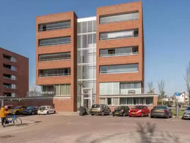 Appartement te koop in IJsselmonde, Rotterdam