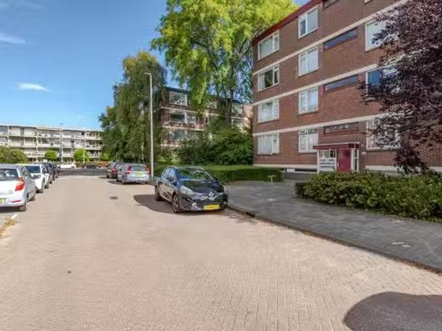 Appartement te koop in IJsselmonde, Rotterdam