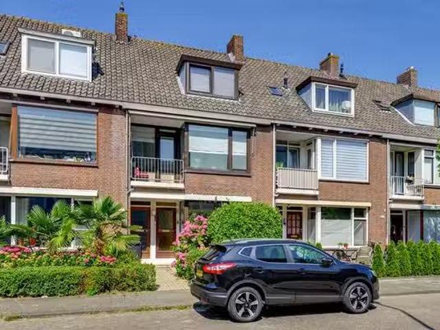 Appartement te koop in IJsselmonde, Rotterdam