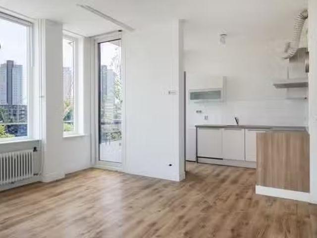 Appartement te koop in Rubroek, Rotterdam