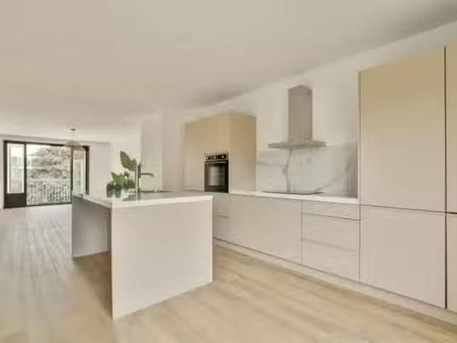 Appartement te koop in Centrum, Amsterdam
