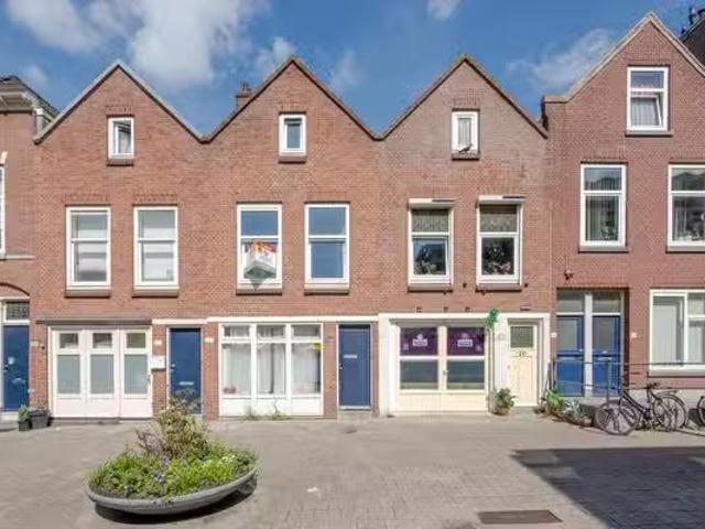 Appartement te koop in Charlois, Rotterdam
