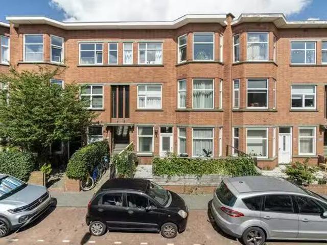 Woning te koop in Den Haag, Valkenboskwartier