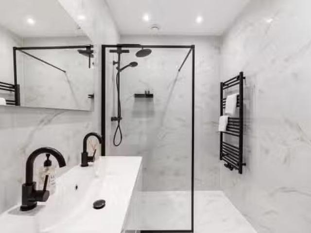Appartement te koop in Oud-Crooswijk, Rotterdam