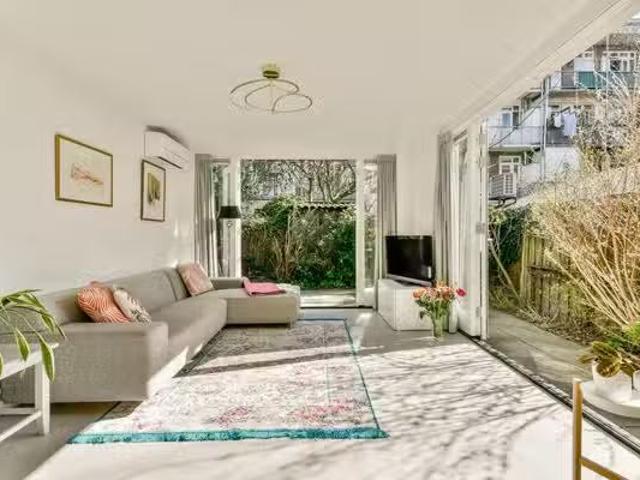 Appartement te koop in De Baarsjes, Amsterdam