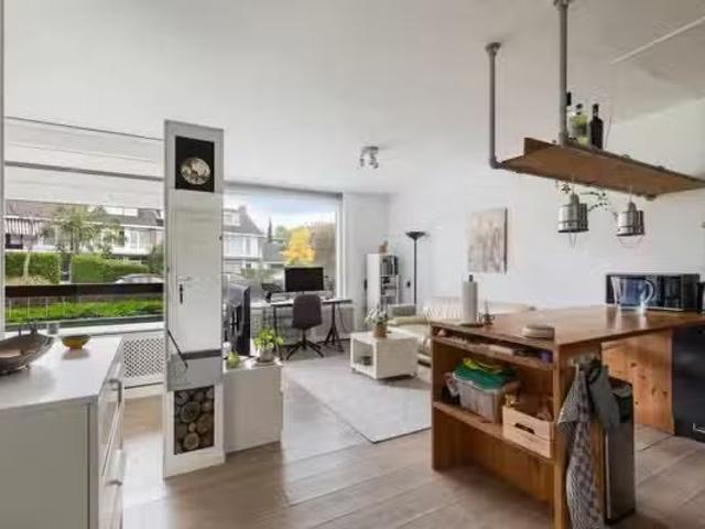 Appartement te koop in Ommoord, Rotterdam