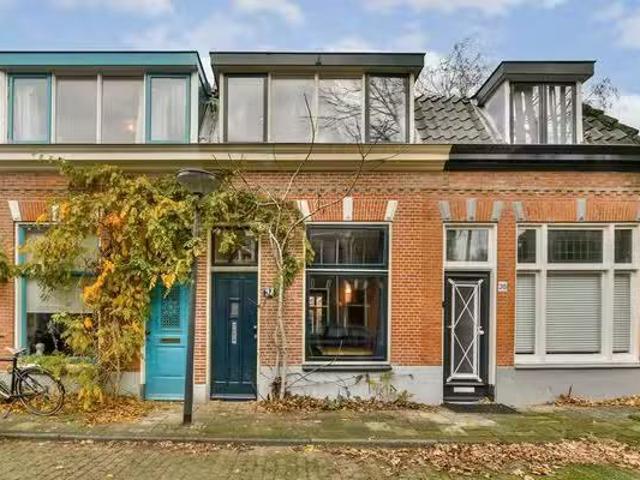 Woning te koop in Zeeheldenkwartier, Zuid Holland
