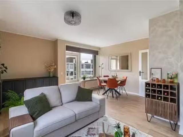 Appartement te koop in Loosduinen, Zuid Holland