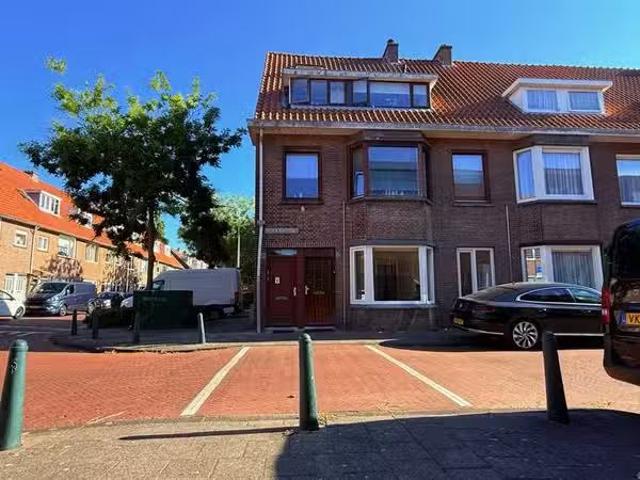 Appartement te koop in Laak, Zuid Holland