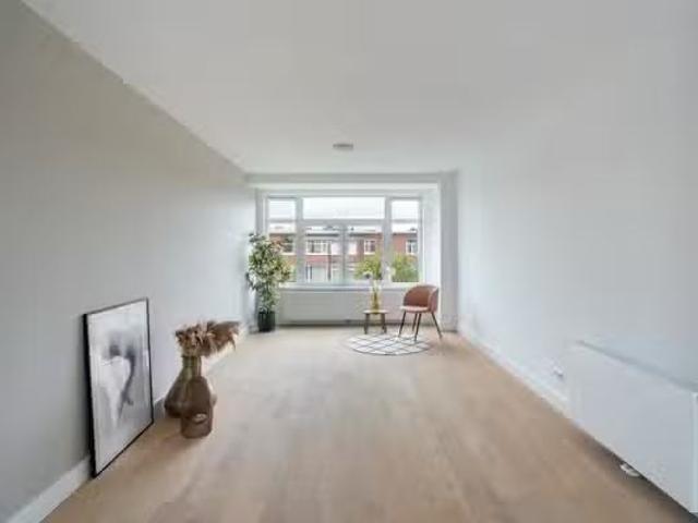 Appartement te koop in Rustenburg en Oostbroek, Zuid Holland